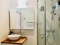 Apartment Paris 9° - Bathroom