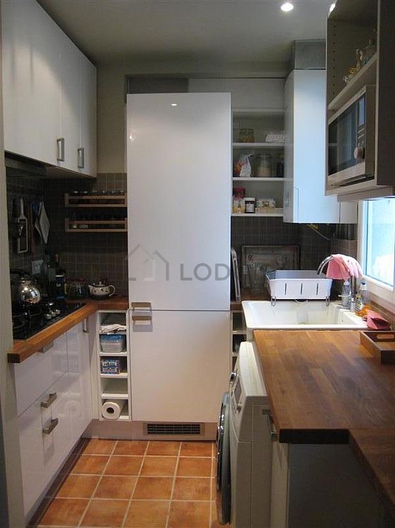 Great kitchen with tile floor