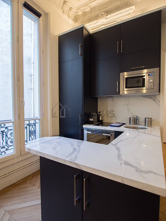 Appartement Paris 8° - 