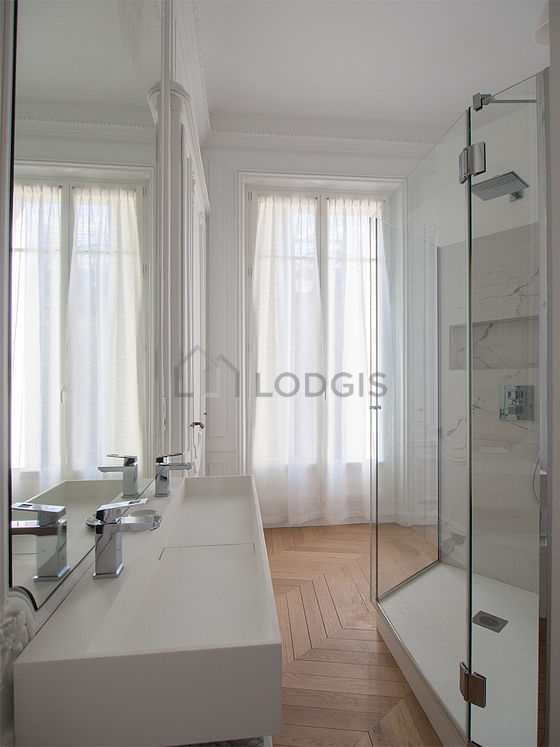 Apartamento París 8° - 