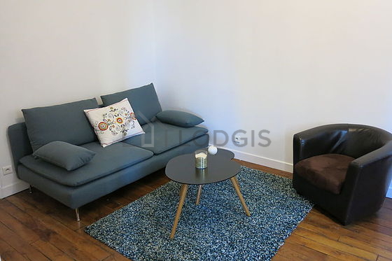 Séjour très calme équipé de télé, chaine hifi, 1 fauteuil(s), 1 chaise(s)