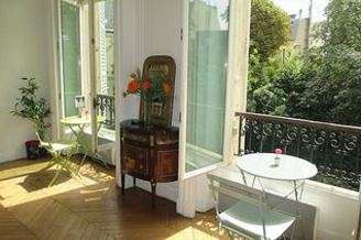 Saint Lazare Paris 8° 1 quarto Apartamento