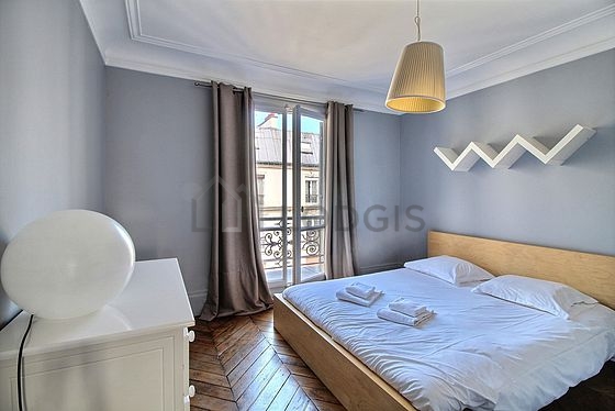 Very quiet bedroom for 2 persons equipped with 1 bed(s) of 140cm
