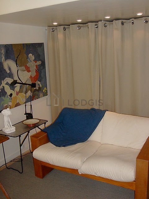 Séjour calme équipé de 1 lit(s) mezzanine de 140cm, télé, chaine hifi, 2 fauteuil(s)
