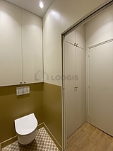 Apartamento Paris 4° - Sanitários 