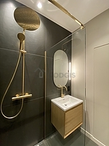 Apartment Paris 4° - Bathroom