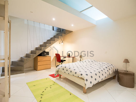 Chambre très calme pour 2 personnes équipée de 1 lit(s) de 160cm