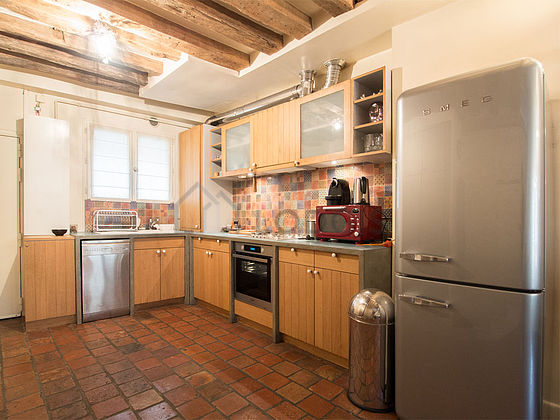 Great kitchen with floor tiles floor