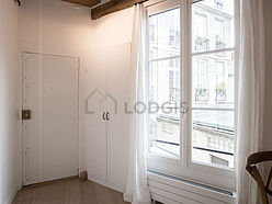 Appartement Paris 4° - entrée