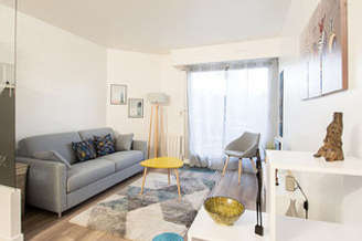 Porte de Versailles パリ Paris 15° ワンルーム