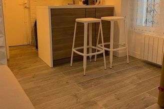 Studio meublé n°11819523 15 m² Montmartre 1 065 € /mois 1 030 € /mois Disponible à partir du 31-05-2027 Paris 18°