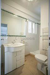 Apartment Paris 4° - Bathroom