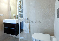 Appartement Paris 3° - Salle de bain 2