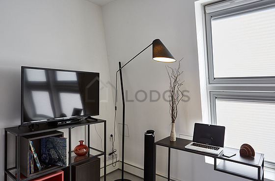 Magnifique séjour très calme et très lumineux d'un duplex à Paris