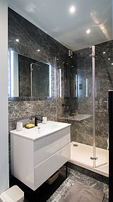 Apartment Paris 10° - Bathroom