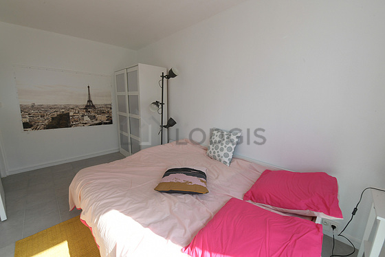 Bedroom with windows