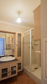 Apartment Paris 19° - Bathroom