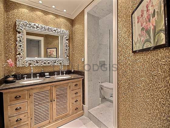 Pleasant bathroom with tile floor