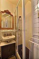 Apartment Paris 6° - Bathroom