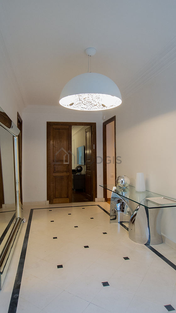 Appartement Paris 8° - 