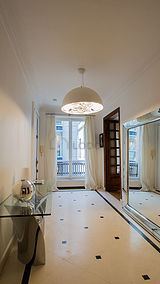 Appartement Paris 8° - Entrée