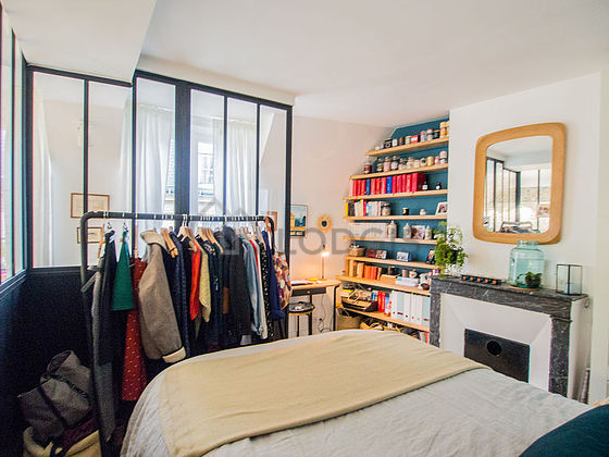 Very quiet bedroom for 2 persons equipped with 1 bed(s) of 140cm