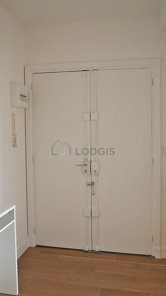Beautiful entrance with wooden floor
