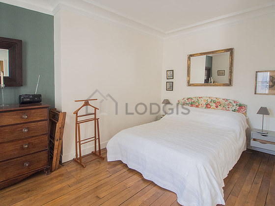 Alcove equipped with 1 bed(s) of 140cm