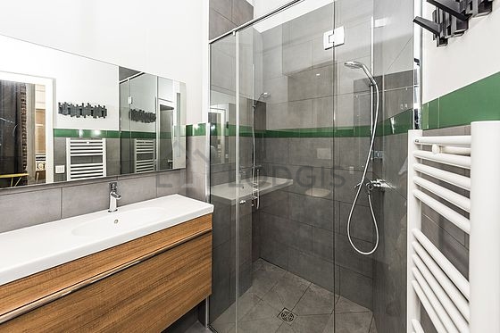 Duplex Paris 1° - 