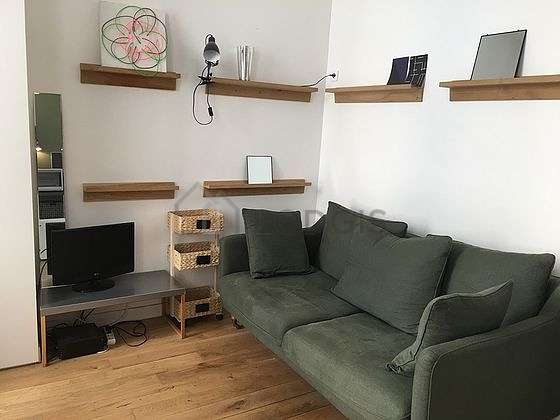 Very quiet living room furnished with 1 pullout bed(s) of 140cm, tv, cupboard, 1 chair(s)