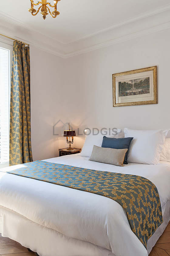 Chambre donnant sur cour