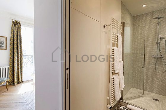 Chambre très calme pour 2 personnes équipée de 1 lit(s) de 160cm