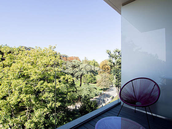 Very quiet and very bright balcony