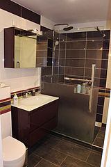 Apartment Val de marne - Bathroom