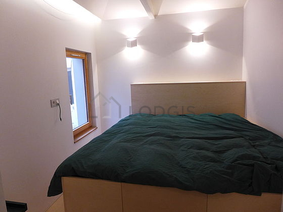 Bedroom with windows