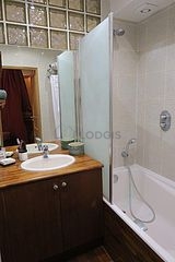 Apartment Paris 3° - Bathroom