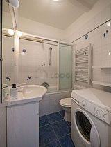 Apartment Paris 1° - Bathroom