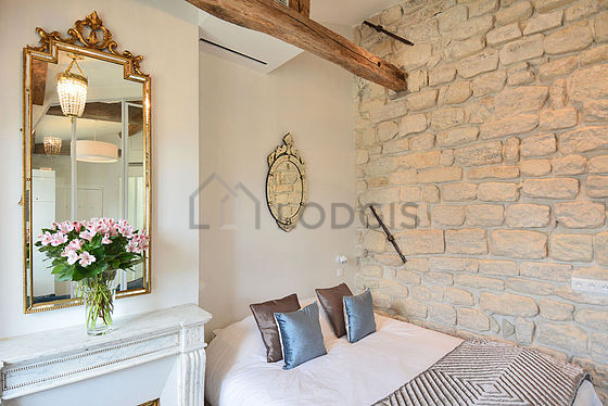Chambre très calme pour 2 personnes équipée de 1 lit(s) de 160cm