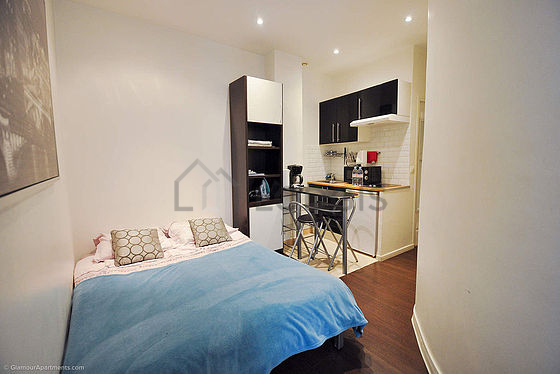 Very bright living room