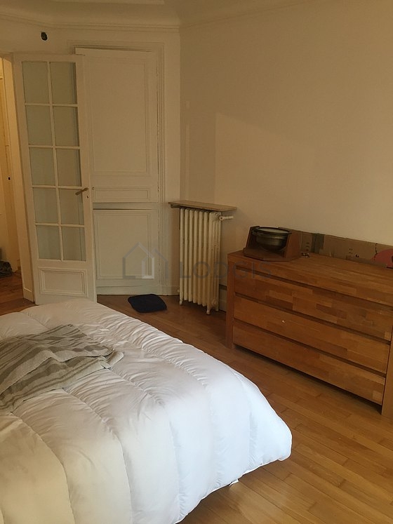 Chambre très calme pour 2 personnes équipée de 1 lit(s) de 140cm