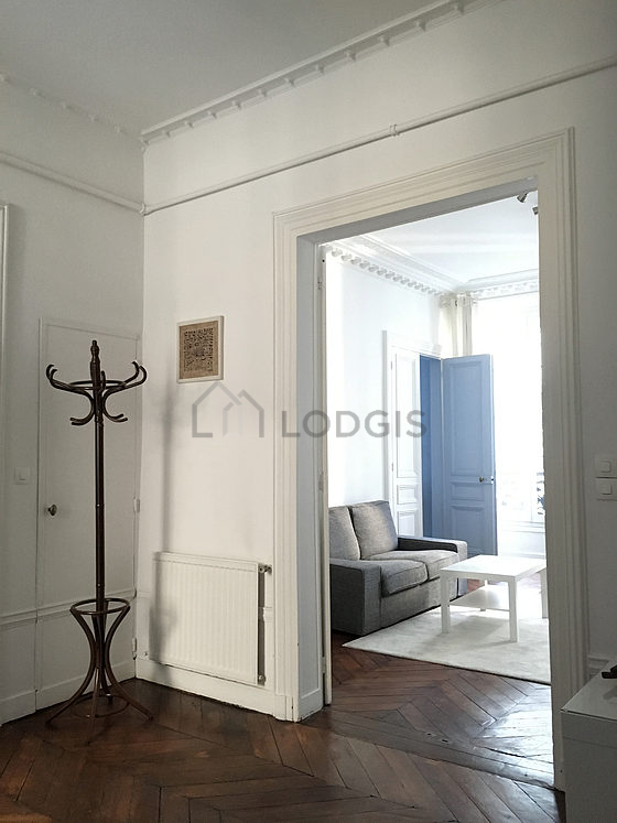 Beautiful entrance with wooden floor
