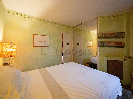 Chambre très calme pour 2 personnes équipée de 1 lit(s) de 140cm