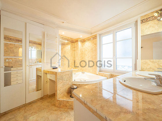 Appartamento Parigi 1° - 