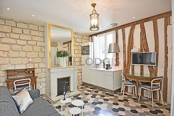Living room facing the courtyard