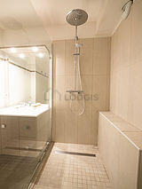 Apartment Rueil-Malmaison - Bathroom