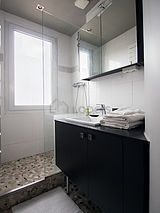 Apartment Paris 2° - Bathroom