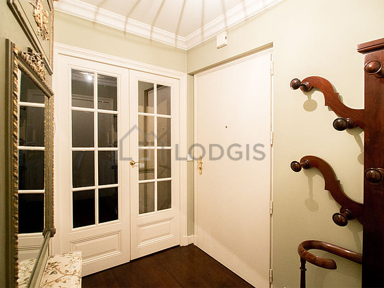 Beautiful entrance with wooden floor