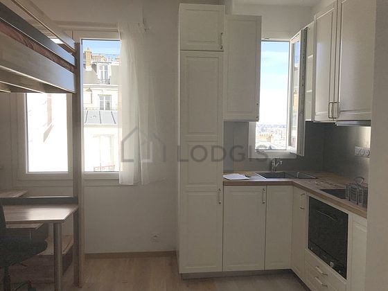 Beautiful kitchen of 3m² with tile floor
