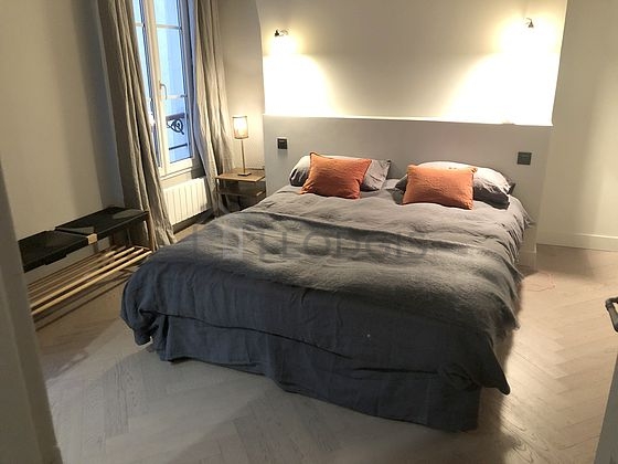 Bedroom facing the courtyard