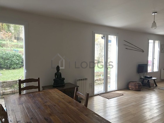 Salon très lumineux